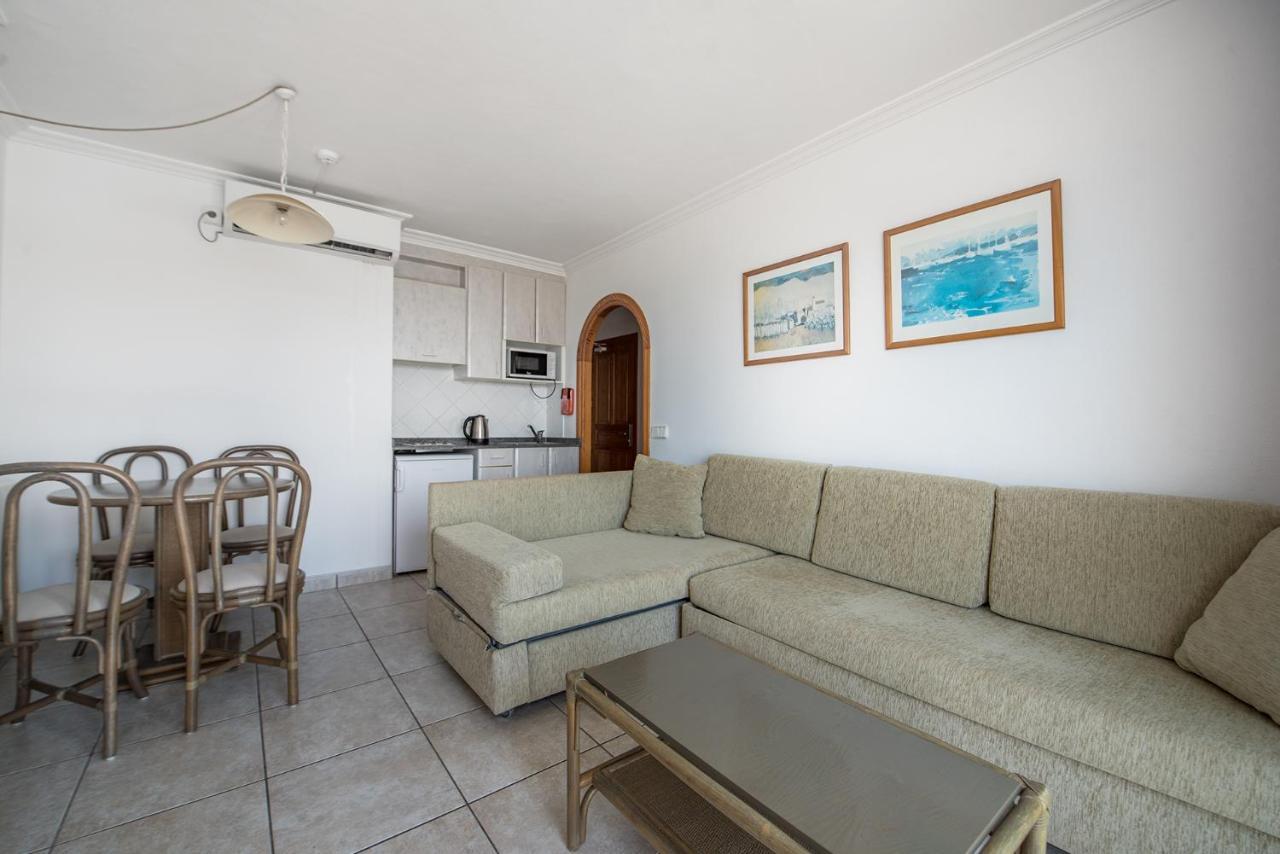 Apartamentos Es Cane Es Cana Екстериор снимка