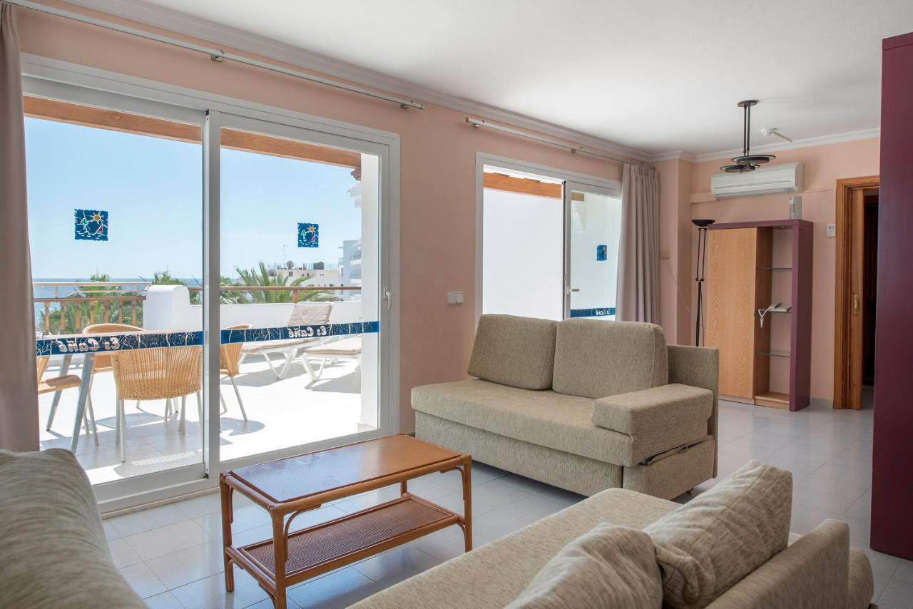 Apartamentos Es Cane Es Cana Екстериор снимка