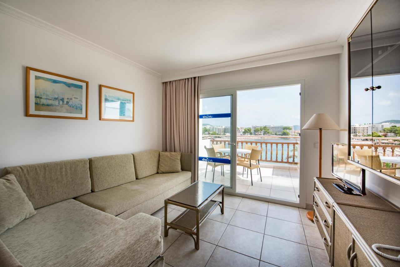 Apartamentos Es Cane Es Cana Екстериор снимка
