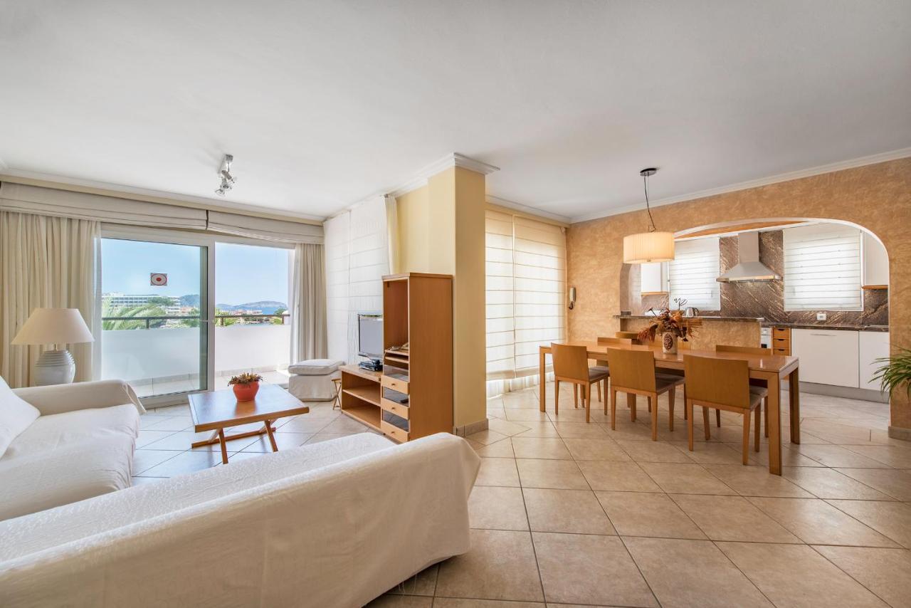 Apartamentos Es Cane Es Cana Екстериор снимка