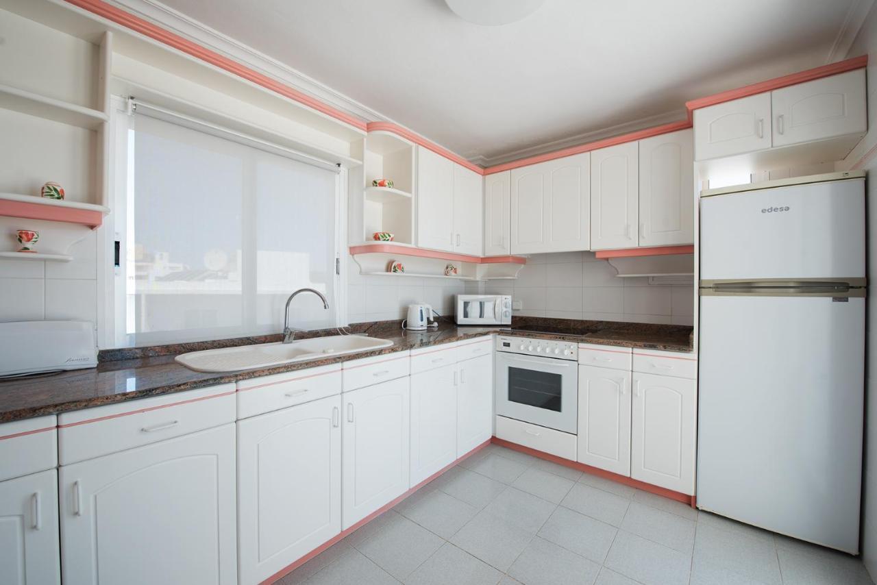 Apartamentos Es Cane Es Cana Екстериор снимка